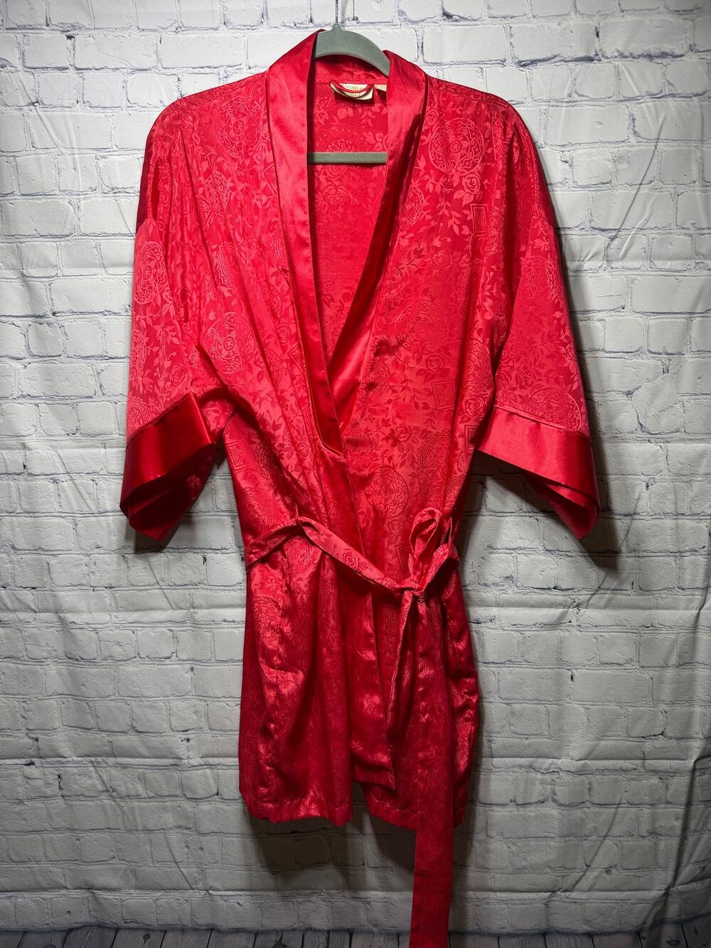Victoria's Secret VTG Womens Red Satin Rose Jacquard Kimono Robe OS